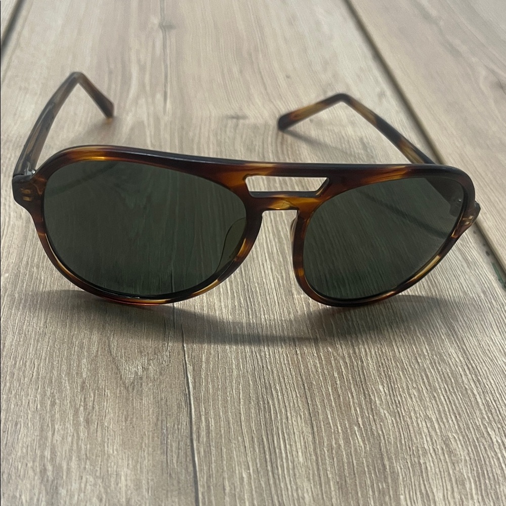 Foster Grant Tortoise Aviator Sunglasses